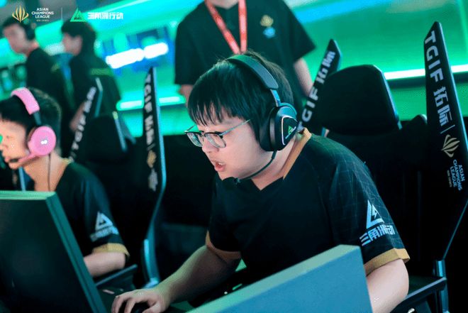 两黄变红 两黄变红