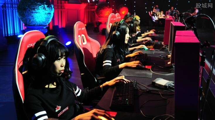 月度季后赛 月度季后赛